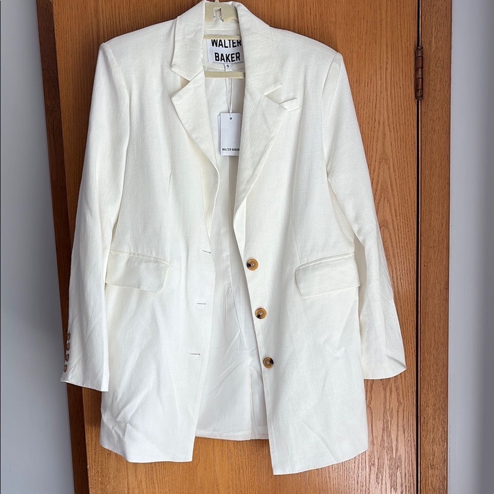 Walter Baker White Oversized Linen Blazer